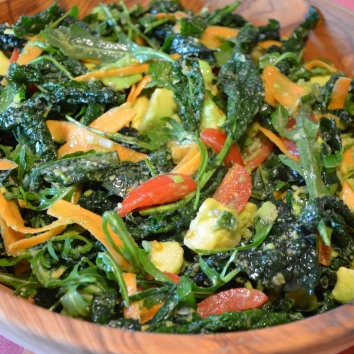 Kale Avocado Yummy Salad